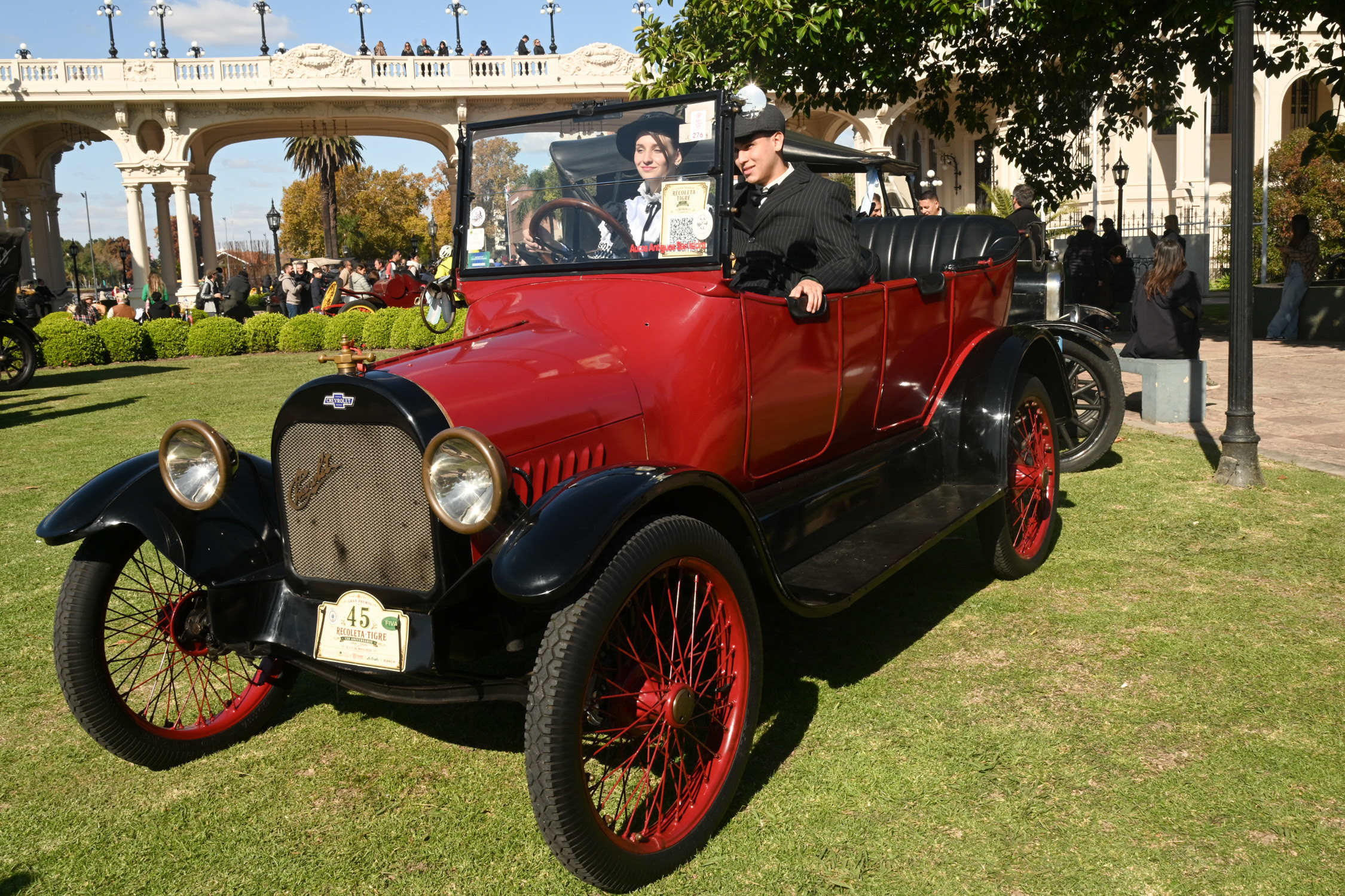 NOTICIAS  TIGRE: 120&deg; ANIVERSARIO DEL GRAN PREMIO RECOLETA-TIGRE: EL MAT RECIBIO LA TRADICIONAL EXHIBICION DE AUTOS ANTIGUOS DE PRINCIPIOS DEL SIGLIO XX